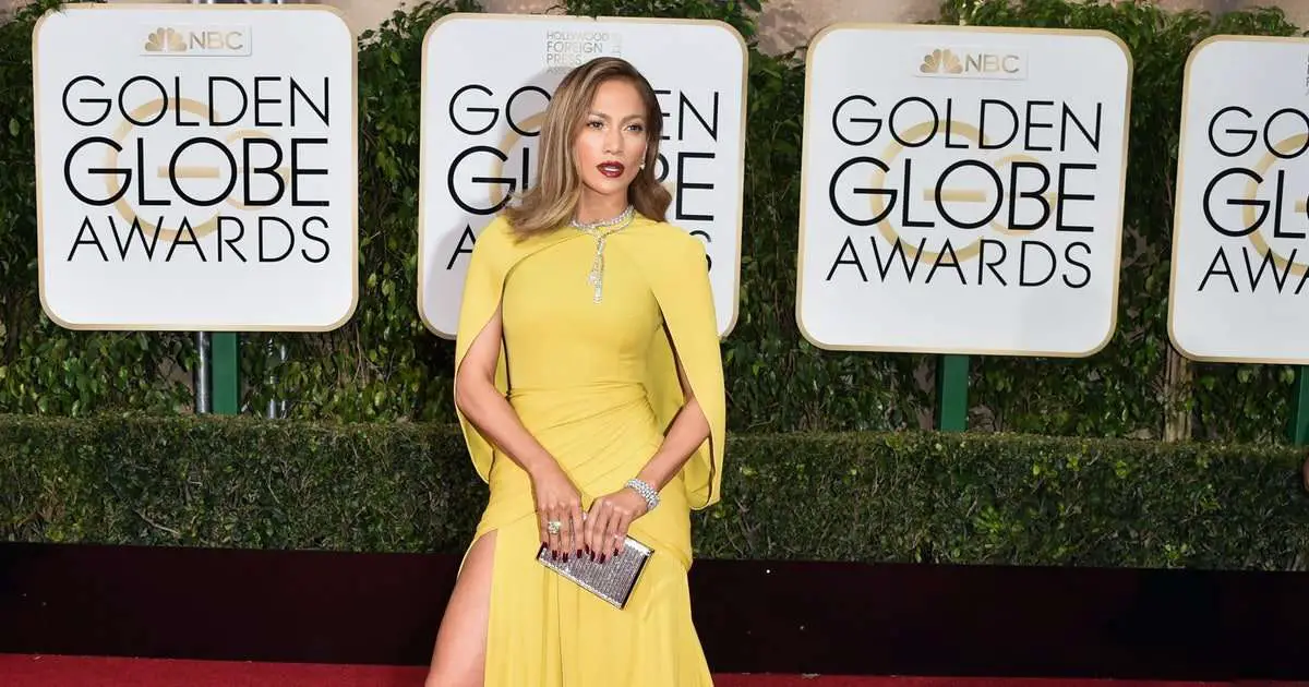 How To Stream The 2021 Golden Globes Red Carpet  Jaweb ...